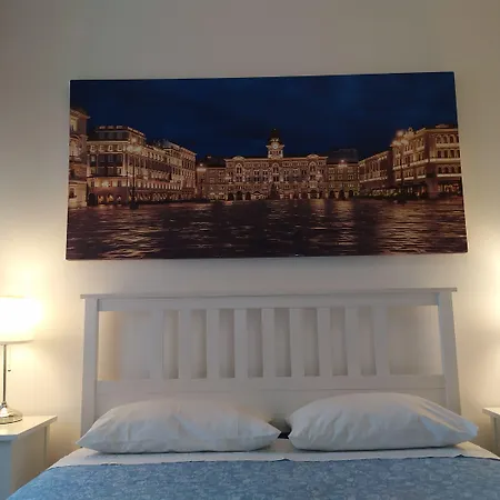 Hotel In Centro Con Wifi E Posto Auto In Garage 4*