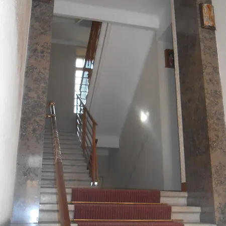 In Centro Con Wifi E Posto Auto In Garage 4*